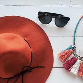 Viasun cosmetics theme accessories with hat and sunglasses