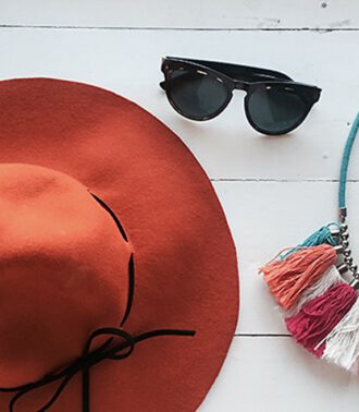 Viasun cosmetics theme accessories with hat and sunglasses