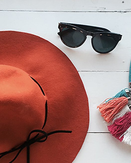 Viasun cosmetics theme accessories with hat and sunglasses